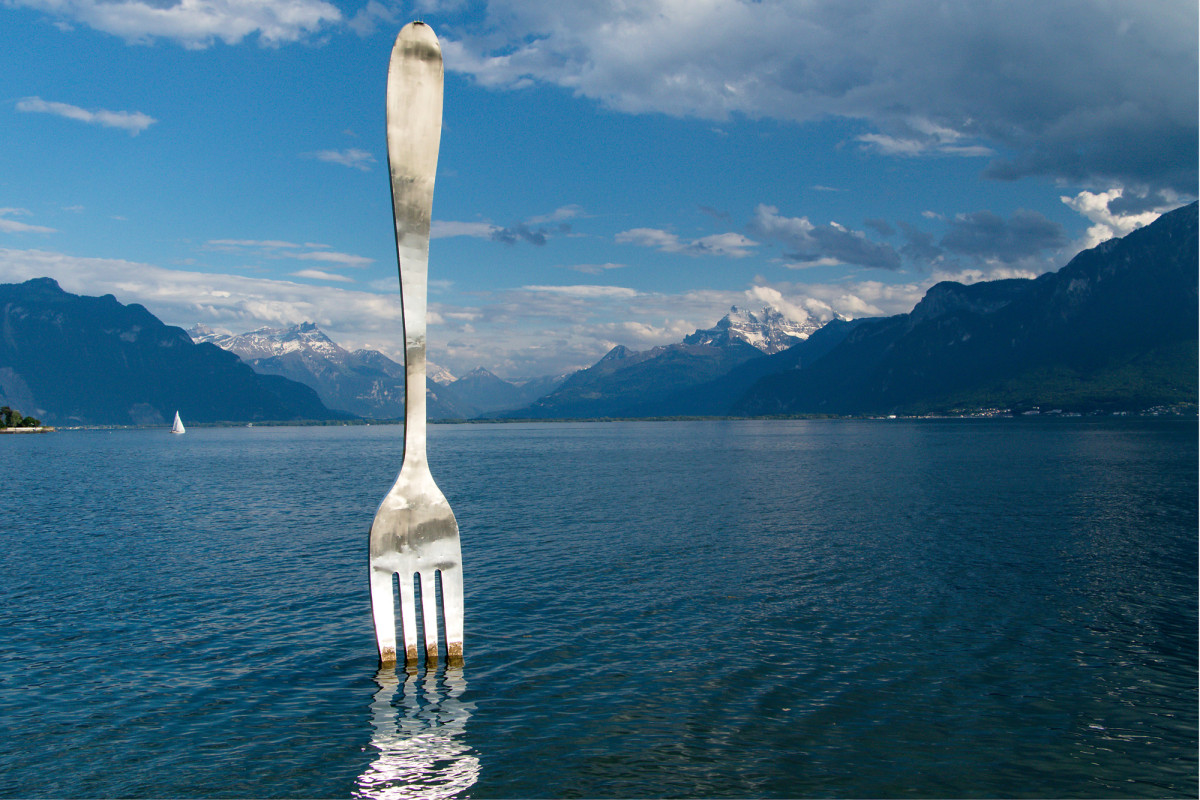 Kunst im See bei Vevey VD - Heimat des Nahrungsmittelkonzerns Nestlé