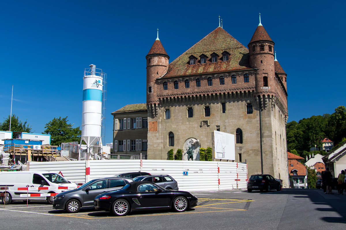 Das Château Saint-Maire, welches auf Geheiss des Bischofs Ende 14. Jahrhundert als dessen neue Festung gebaut wurde. Obwohl der erste Bauherr während der Bauphase von seinem Coiffeur ermordet worden war, konnte der Bau doch noch fertiggestellt werden :-)