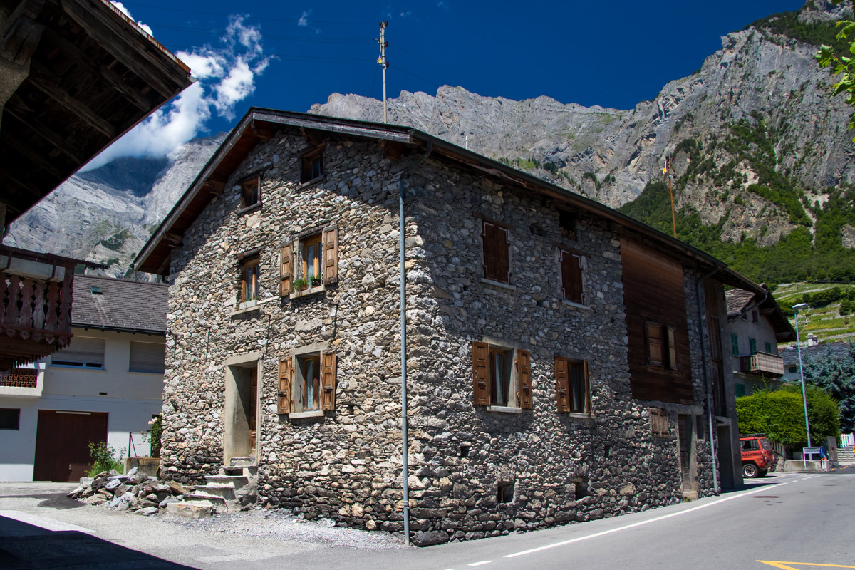 Wunderschönes Naturstein-Wohnhaus in Chamoson