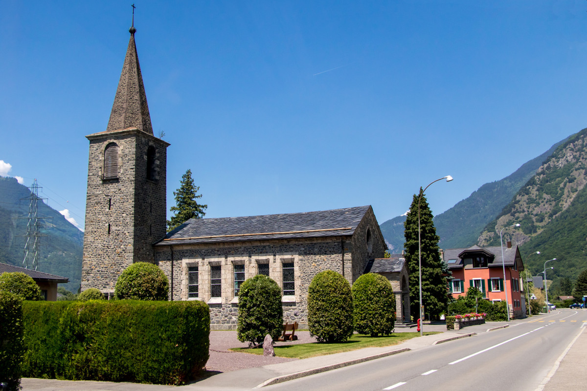 Die Kirche von Dorénaz