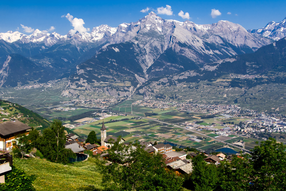 Der Lohn für die Haarnadel-Kurverei: ein prächtiger Ausblick! 