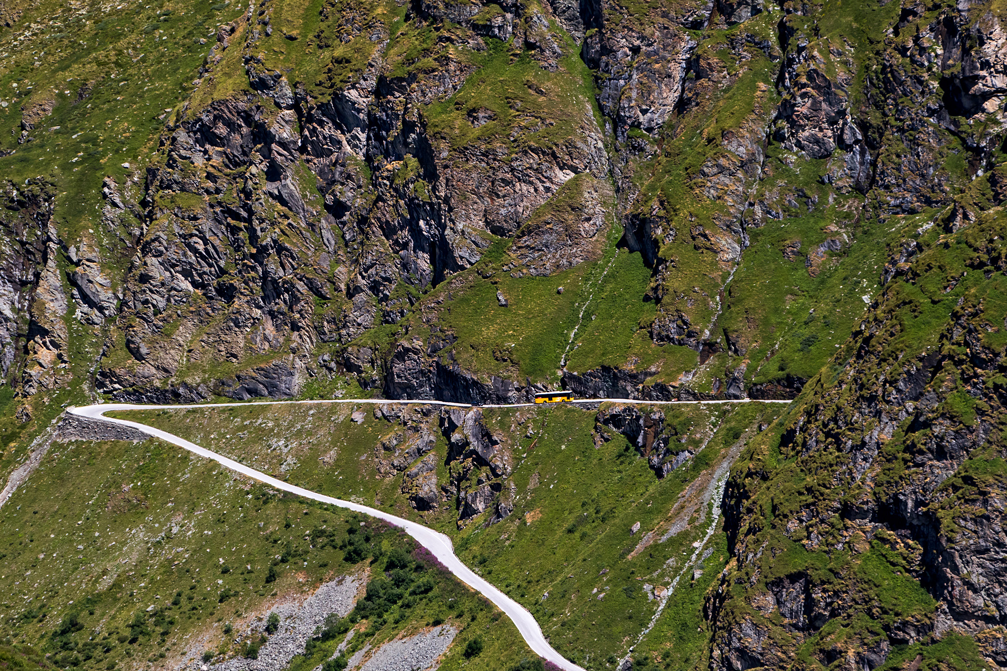 Ein Crossway erklimmt neue Höhen beim Lac de Moiry (VS)