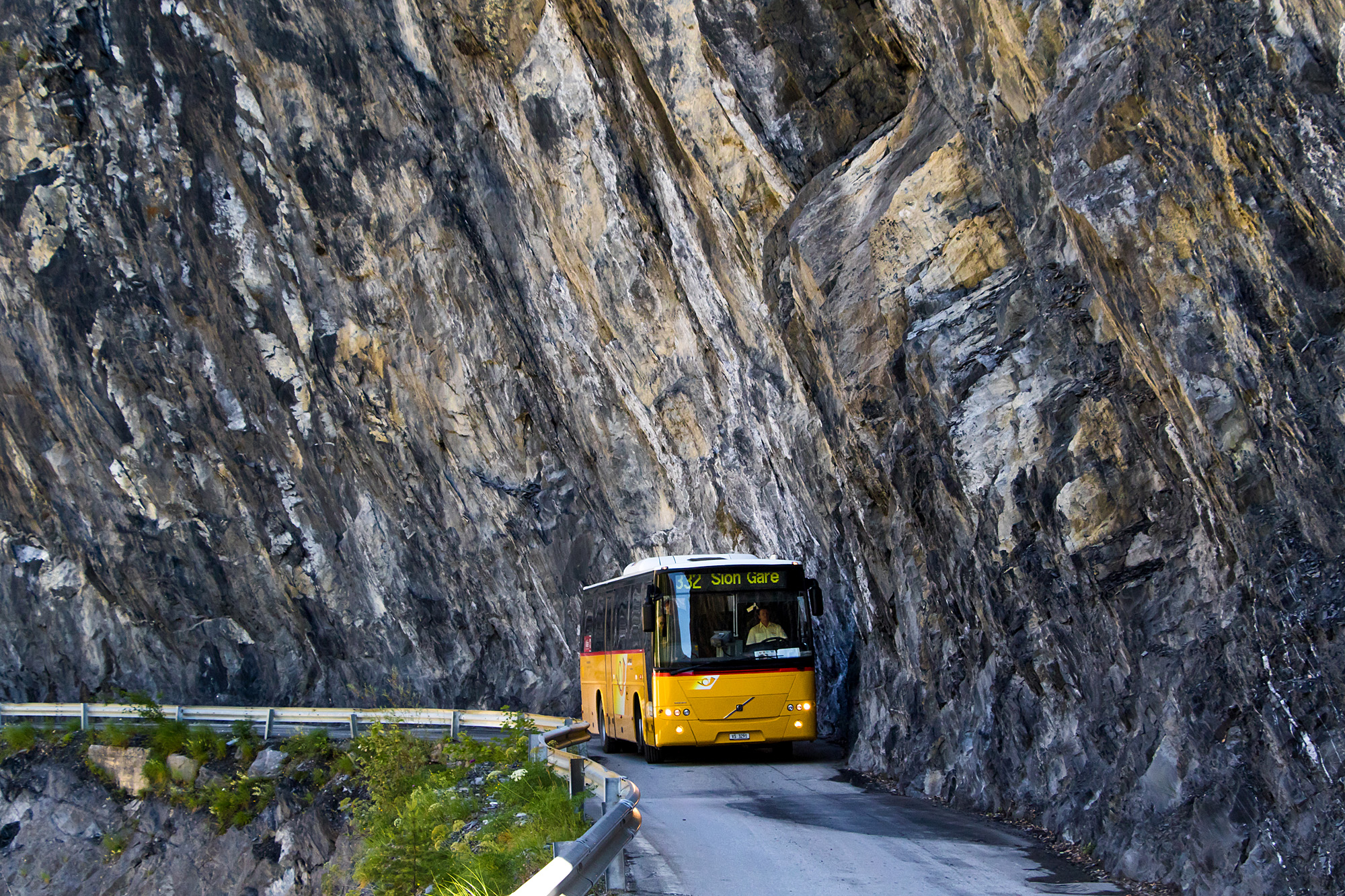 Die Derborence-Route: in den Fels gehauen