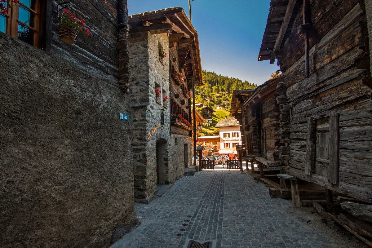 In den Gassen von Grimentz...