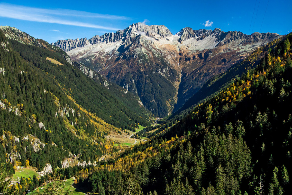 Blick talwärts in Richtung Göschenen