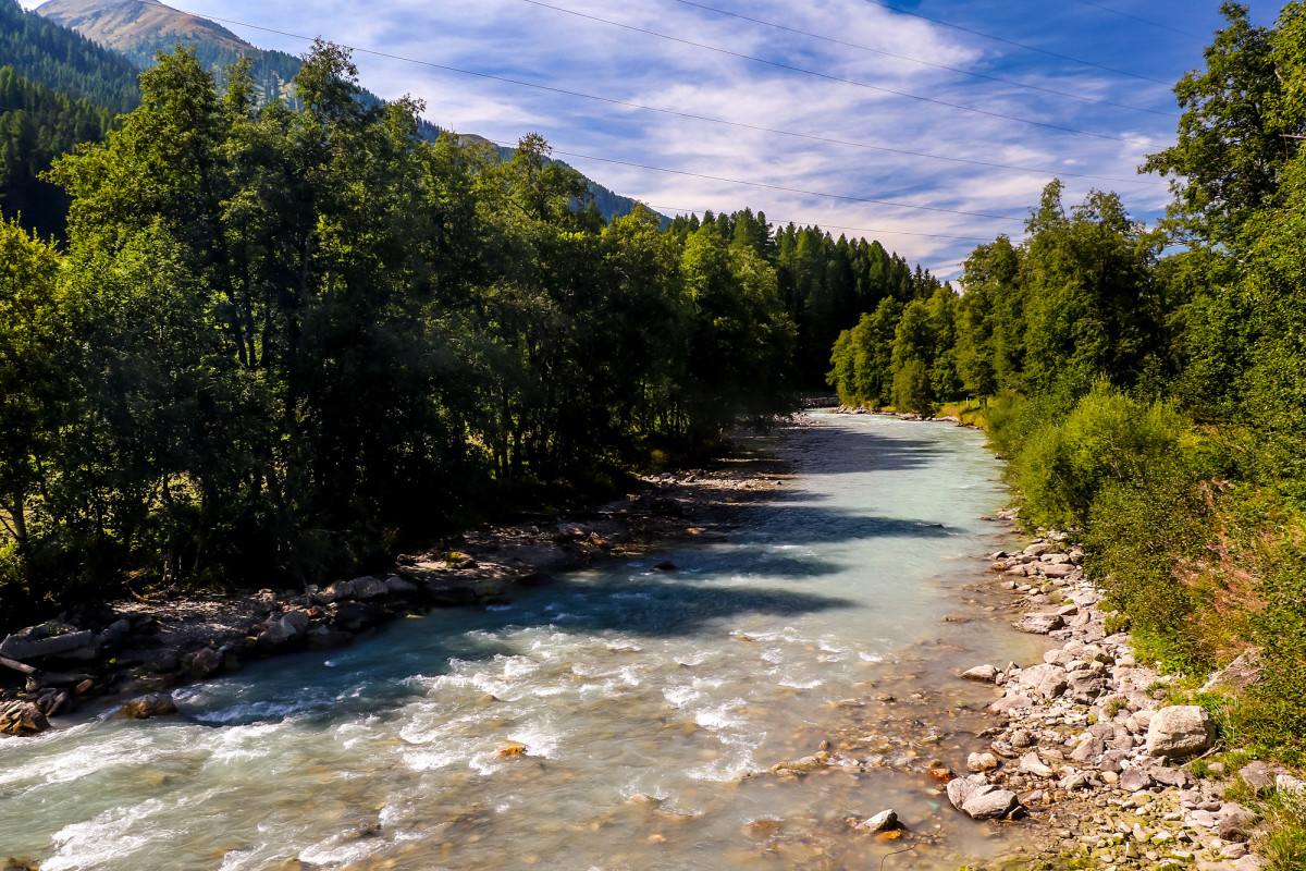 Herrlich wild, die Rhone hier