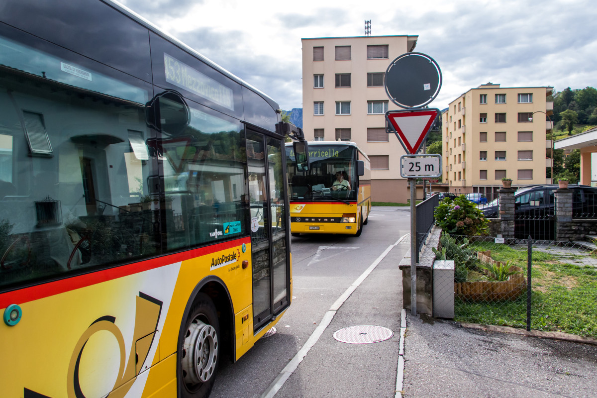 ÖV-Knotenpunkt im Wohnquartier: das Zentrum von Taverne